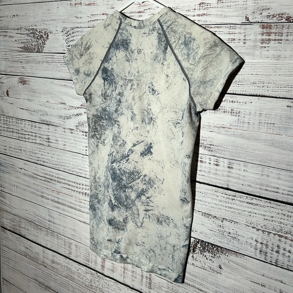 Lululemon Swiftly Tech Short Sleeve 2.0 MultiDye Multi Dye White Grey Black 8